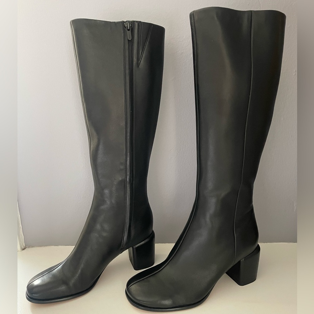 Vince “Maggie” knee-high leather boot (black, size 9)
